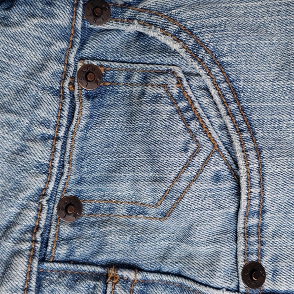 Host Pick Levi's Jeans light denim jean skirt, deconstructed Size 10 - Picture 2 of 10